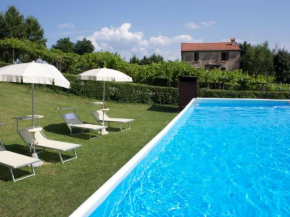 Belvilla by OYO Apartment in Sassoleone with Pool Fontanelice